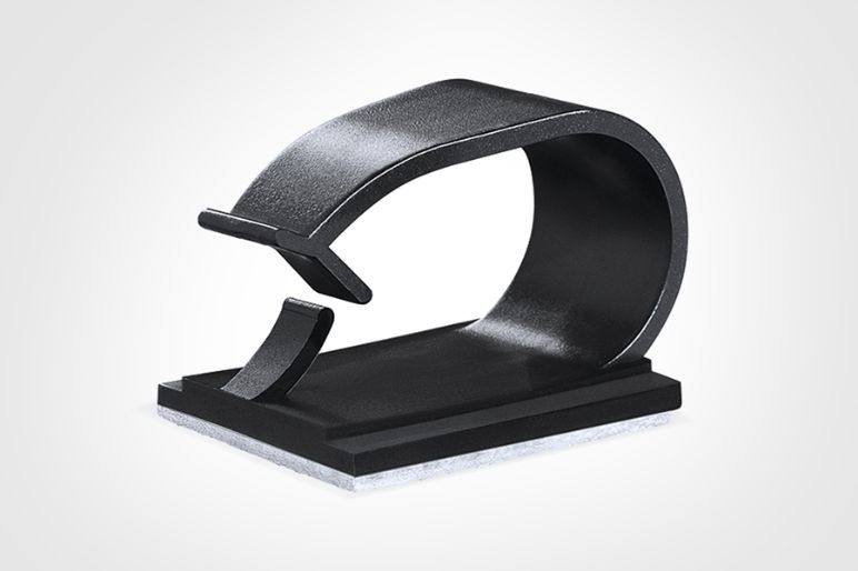 One-piece cable clips