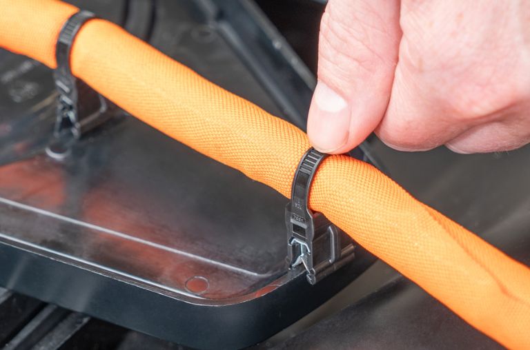 Edge-mounted cable management