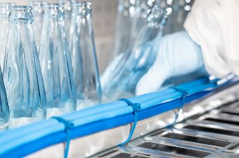 X-ray metal detectable cable ties are very popular in the food, beverages and pharmaceutical industries.